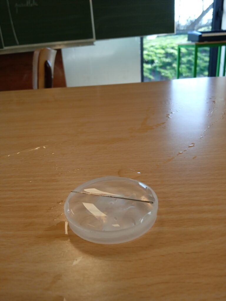 Une boussole de fortune